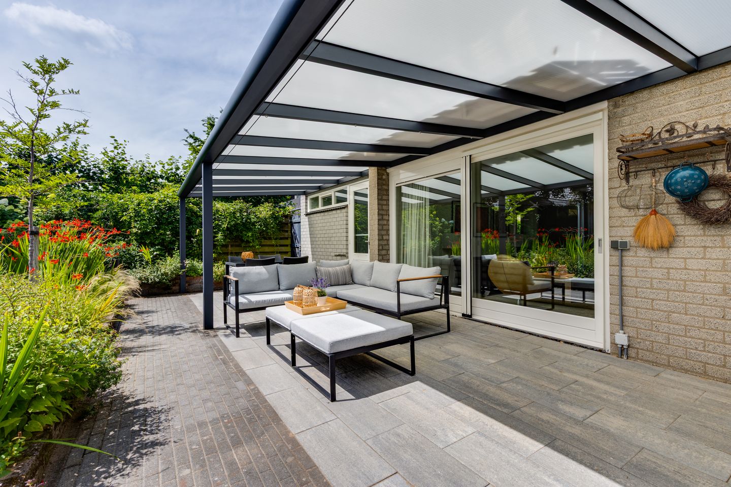 Photo 64 of Koninginnelaan 10