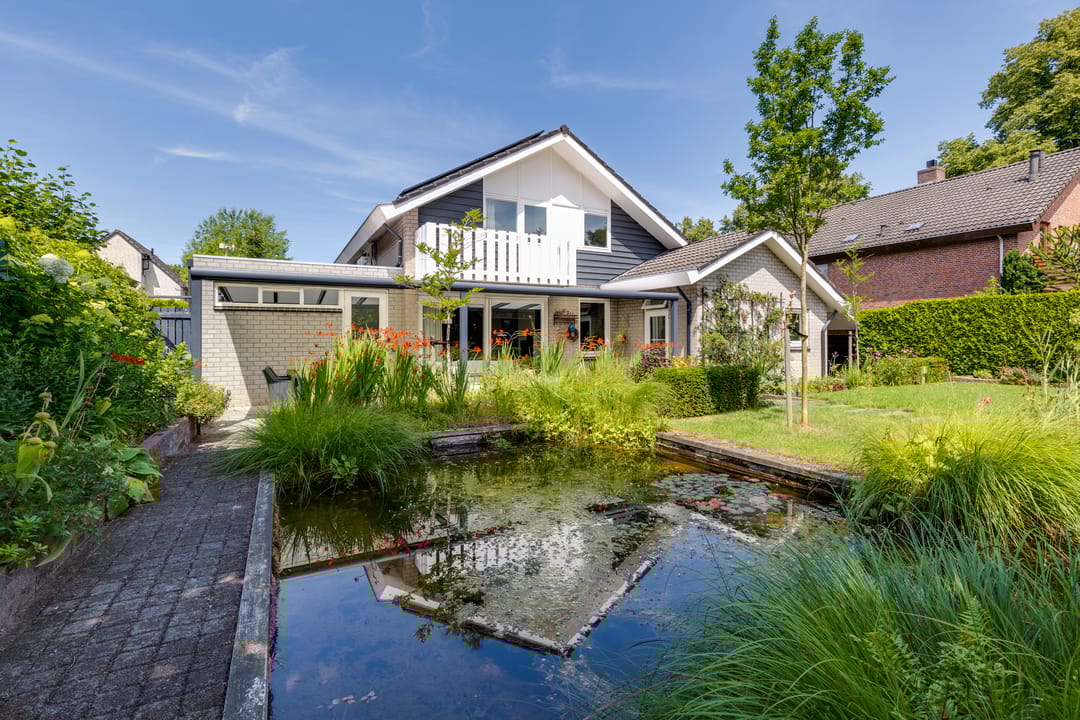 Photo 71 of Koninginnelaan 10