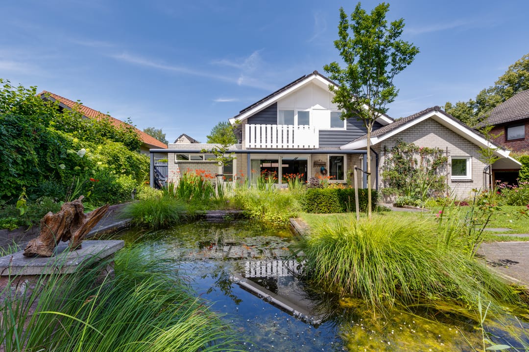 Photo 73 of Koninginnelaan 10