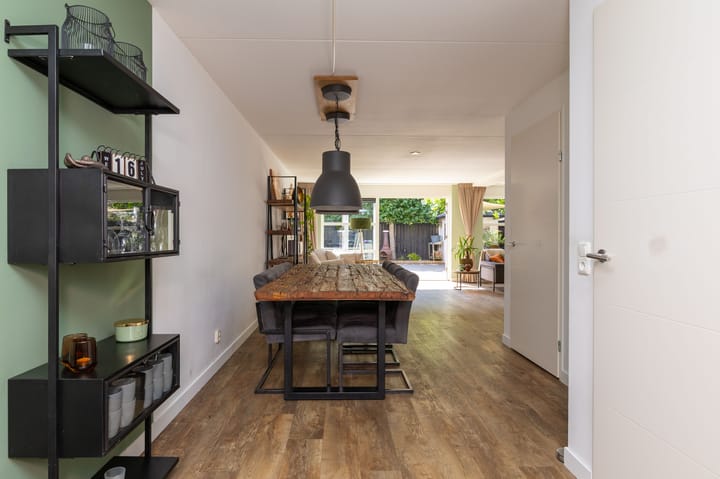 Foto 16 van Breitnerhof 81