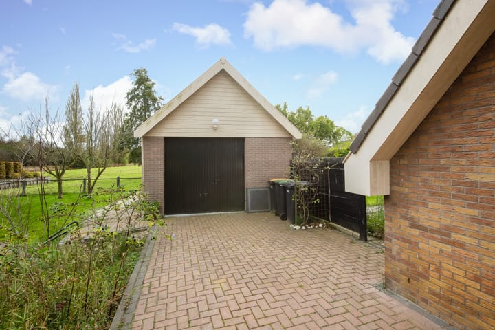 Foto 36 van Oosteinderweg 2-A