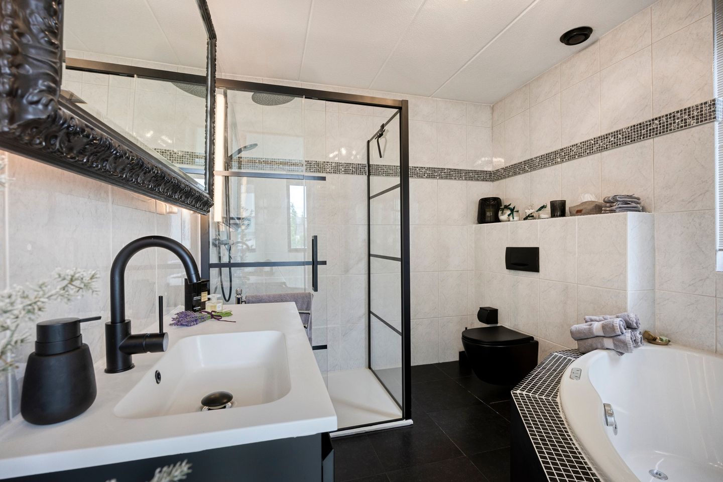 Foto 20 van Elzasplein 26