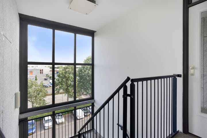 Foto 10 van Leeghwaterstraat 104