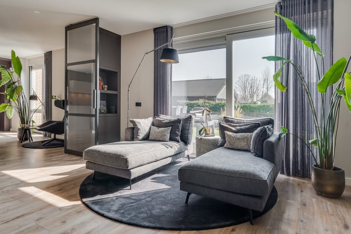 Foto 13 van J. Schaperstraat 6