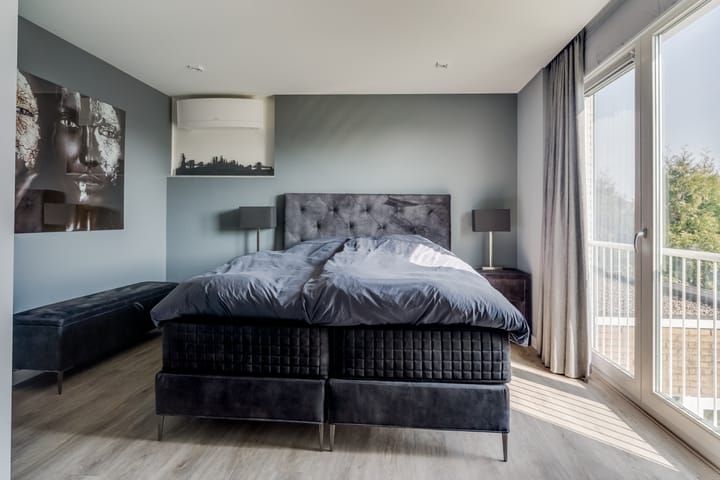 Foto 26 van J. Schaperstraat 6