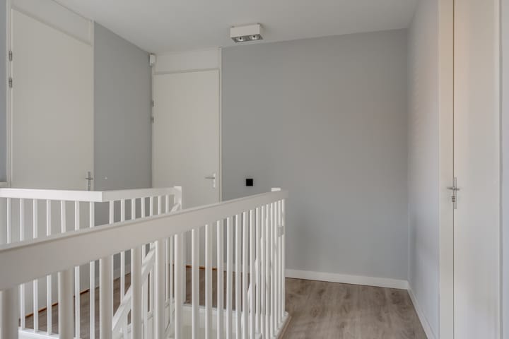 Foto 31 van J. Schaperstraat 6