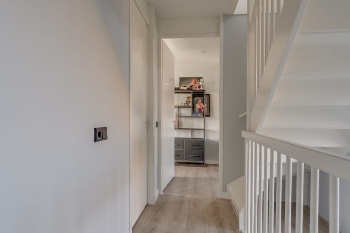 Foto 35 van J. Schaperstraat 6