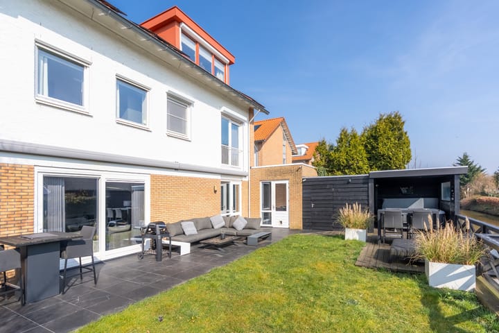 Foto 56 van J. Schaperstraat 6