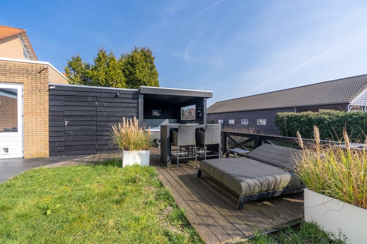 Foto 58 van J. Schaperstraat 6