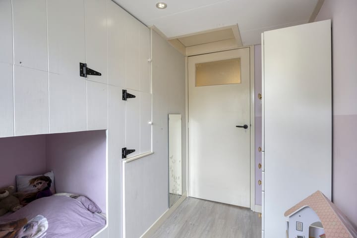 Foto 19 van Schoutenstraat 4