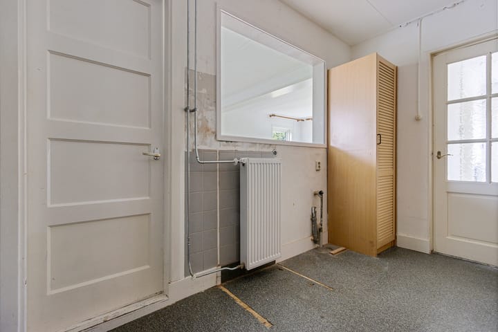 Photo 11 of Buorren 9