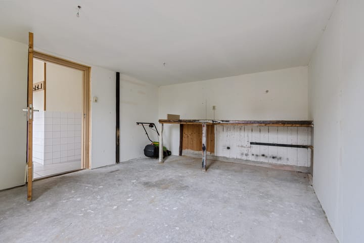 Photo 16 of Buorren 9