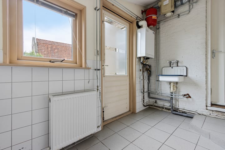 Photo 18 of Buorren 9