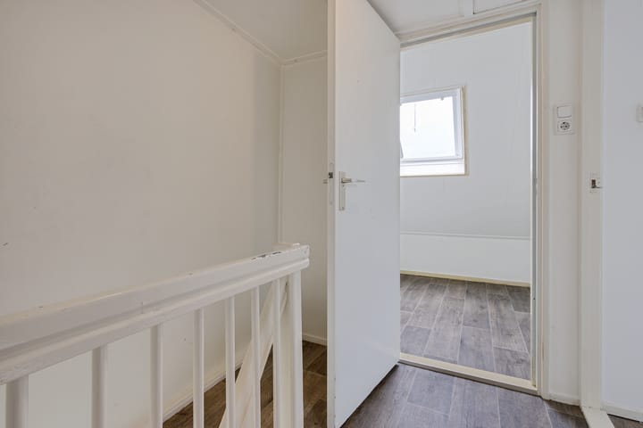 Photo 23 of Buorren 9