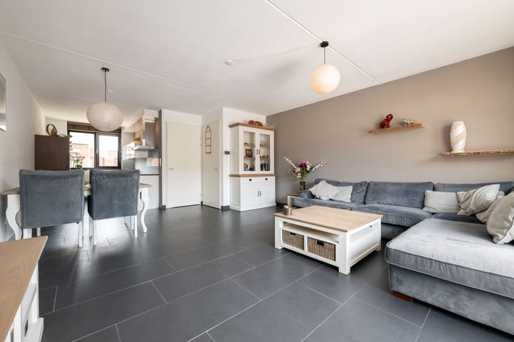 Foto 9 van Boterkarn 12