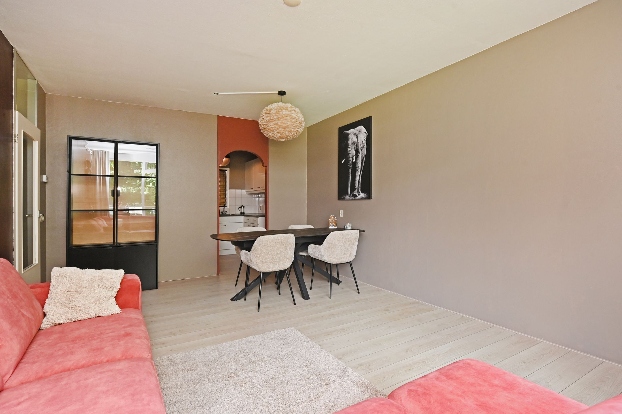 Foto 9 van Passage 132