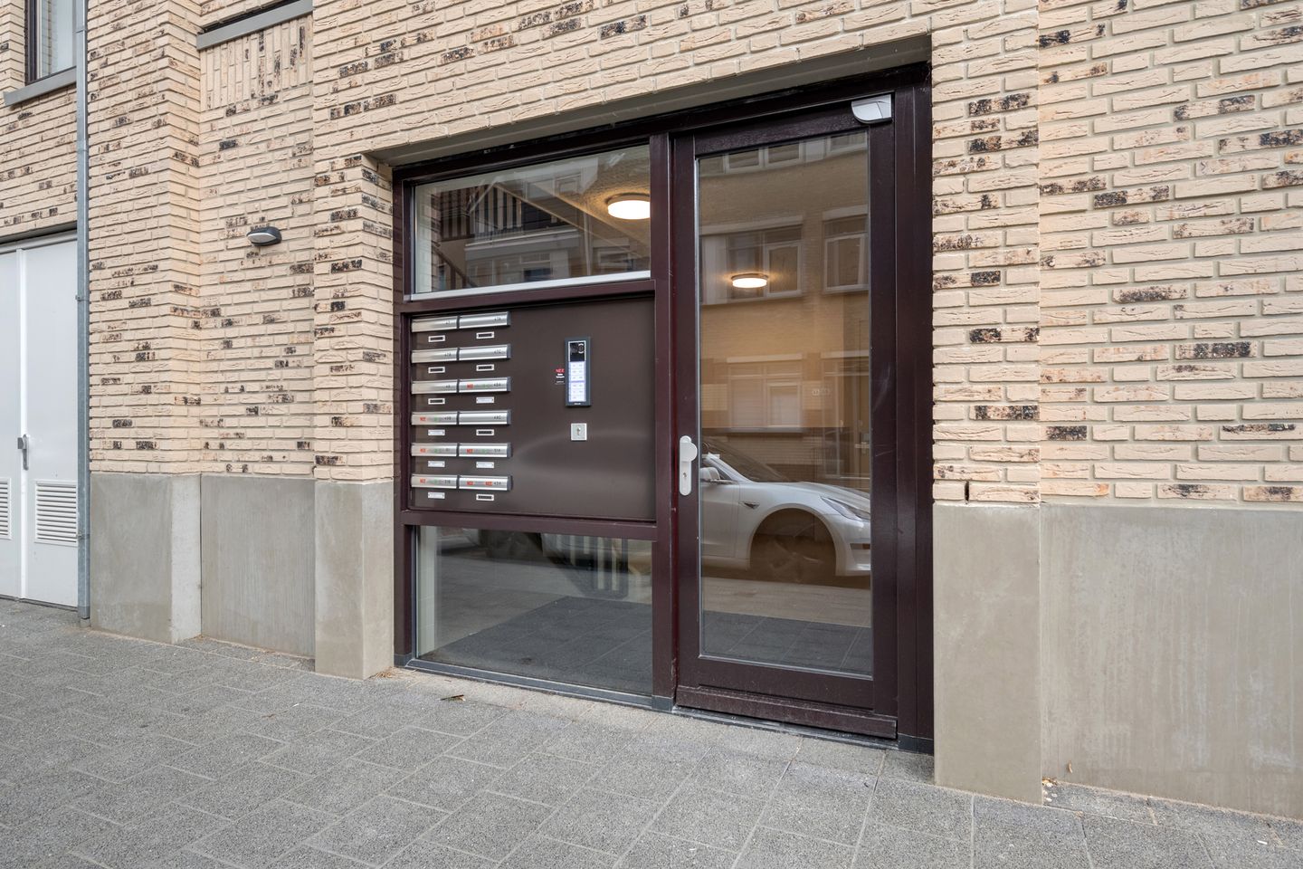 Foto 10 van Kromhout 47-B