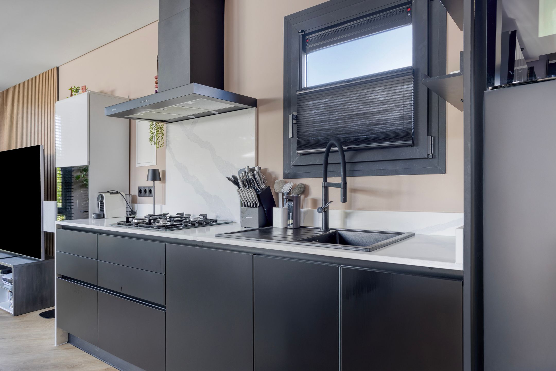 Foto 9 van Eendenparkweg 33-24