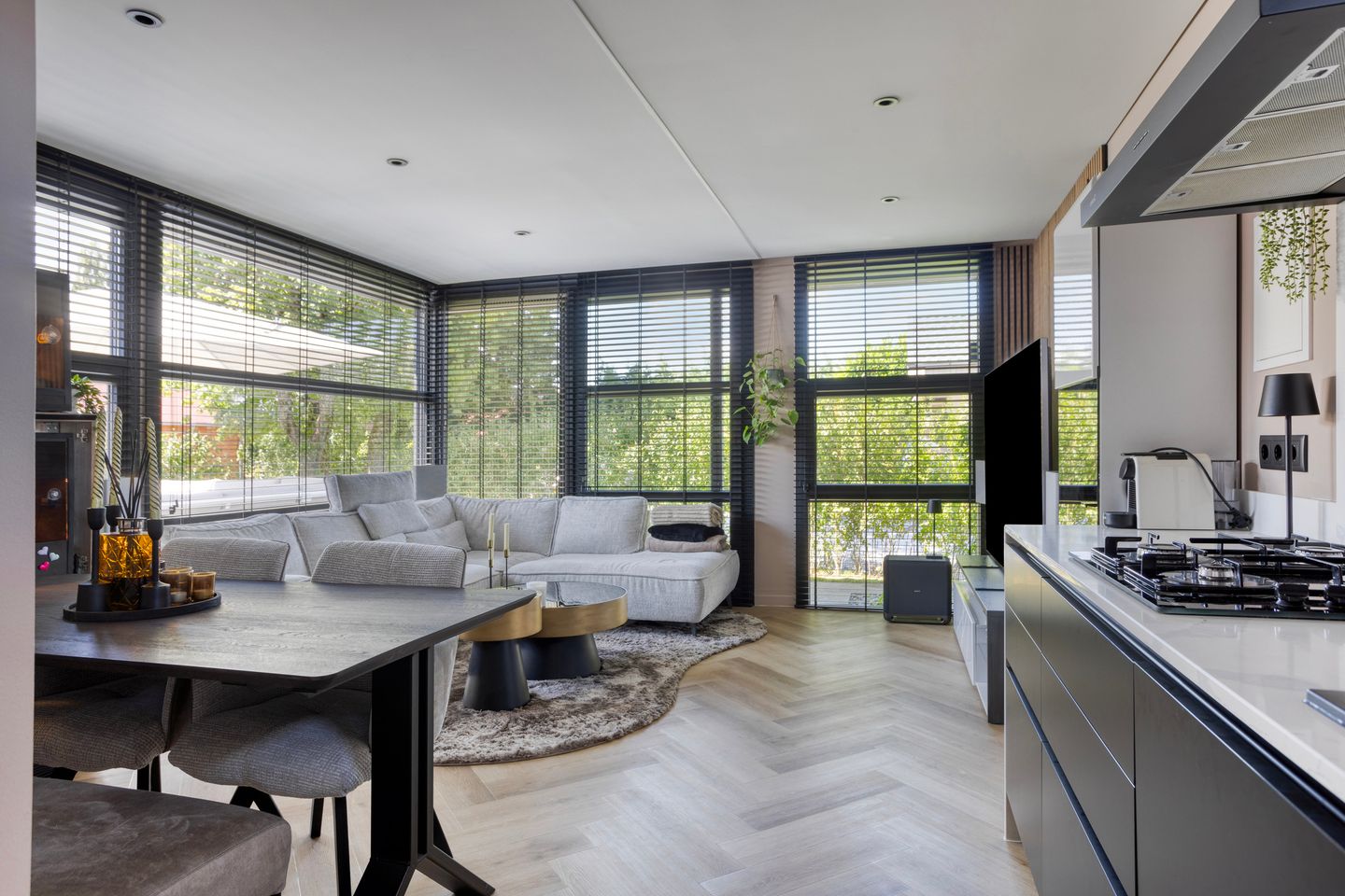 Foto 10 van Eendenparkweg 33-24