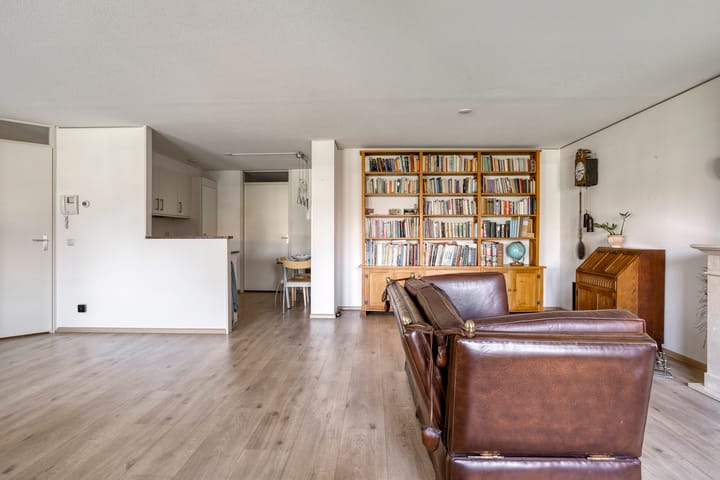 Photo 9 of Jan van Elburgstraat 9