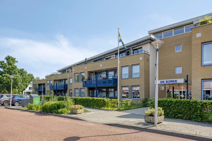 Photo 25 of Jan van Elburgstraat 9