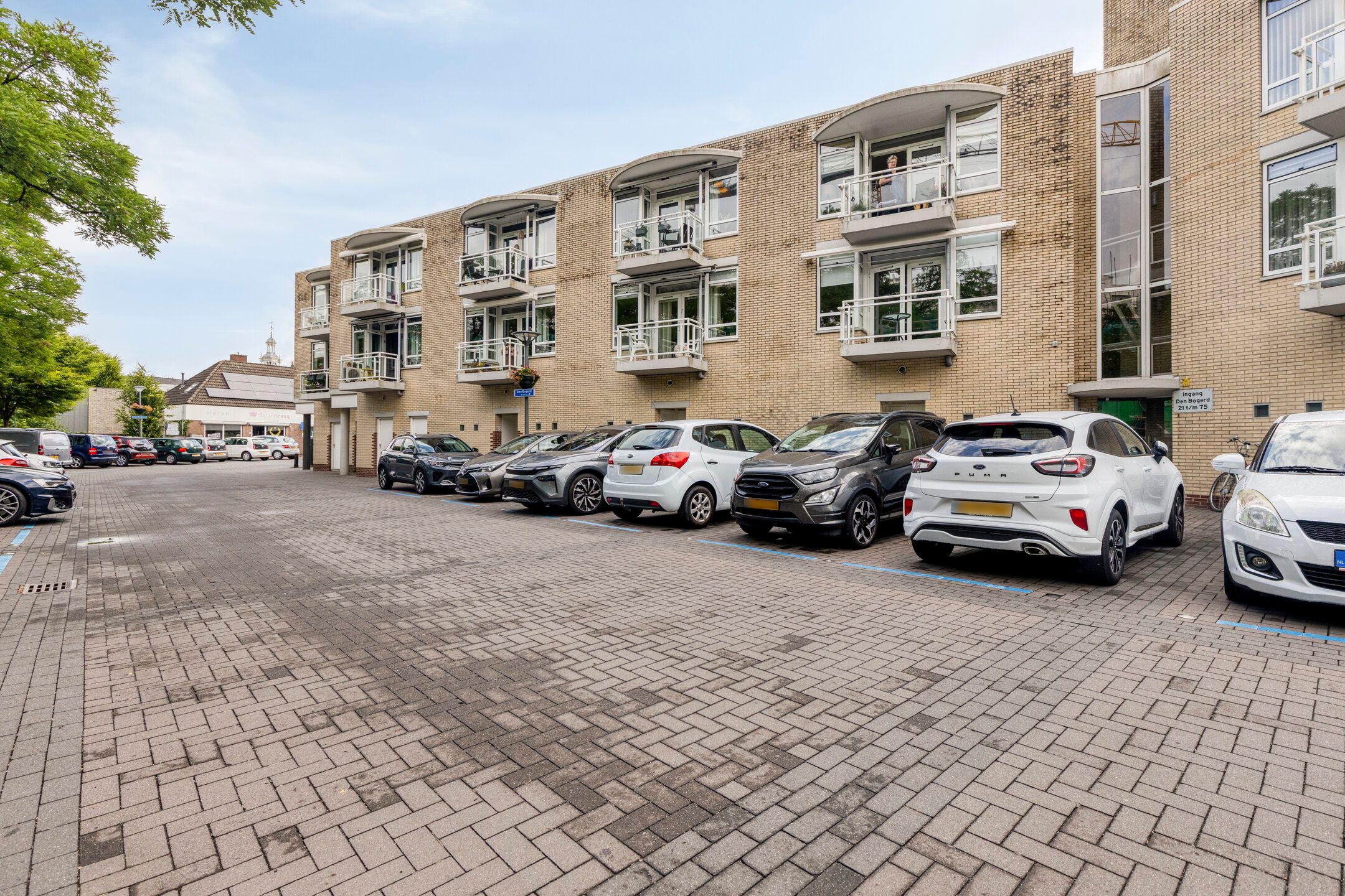 Foto 24 van Den Bogerd 35