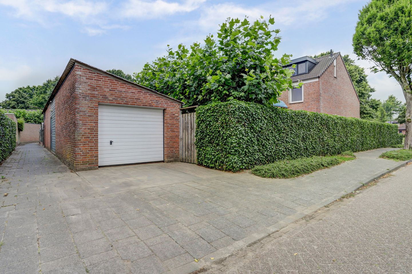 Photo 10 of Balijehof 1