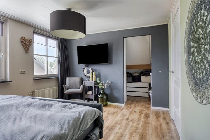 Foto 17 van Molenweg 32-A