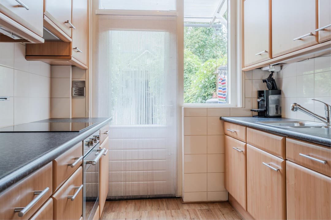 Foto 13 van Van Huevenstraat 1