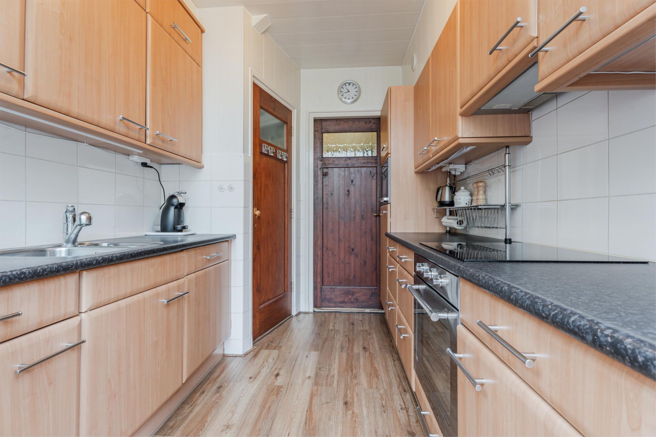 Foto 15 van Van Huevenstraat 1