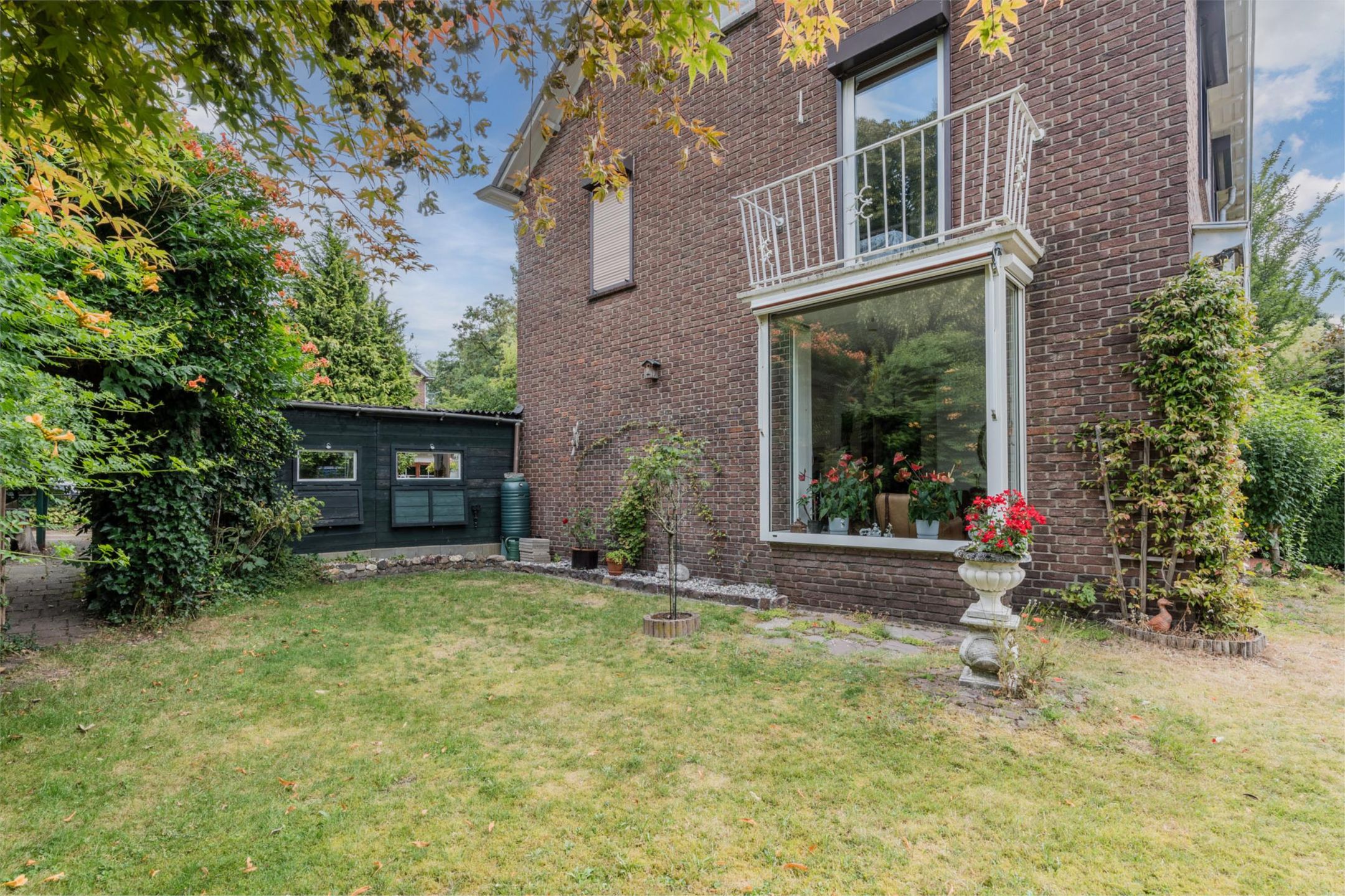 Foto 45 van Van Huevenstraat 1