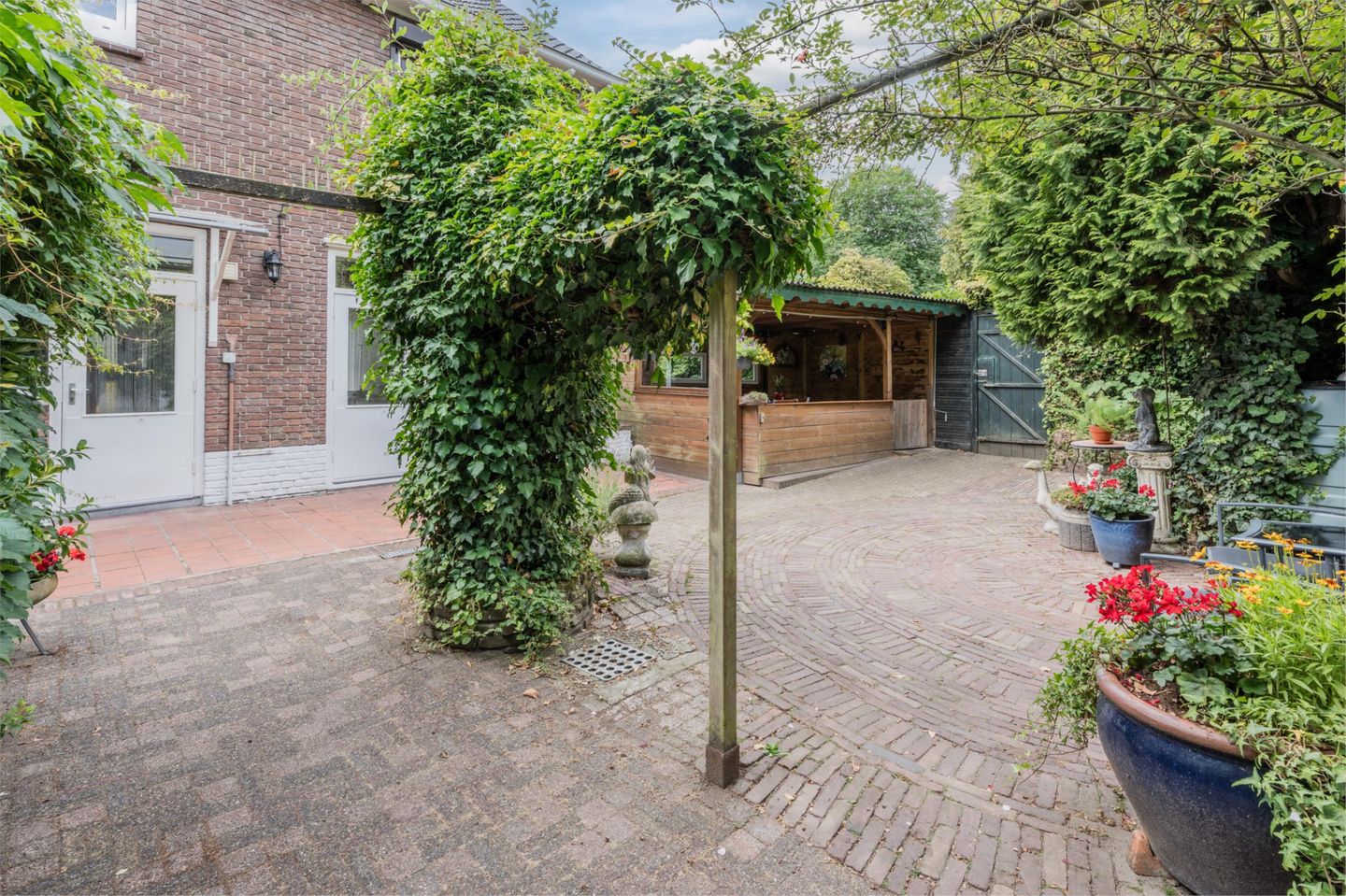 Foto 49 van Van Huevenstraat 1