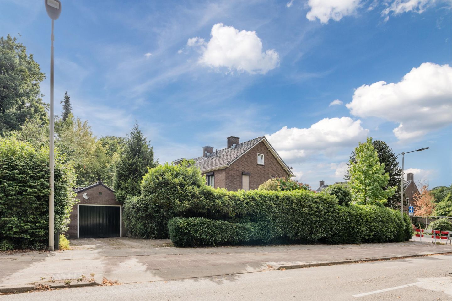 Foto 55 van Van Huevenstraat 1