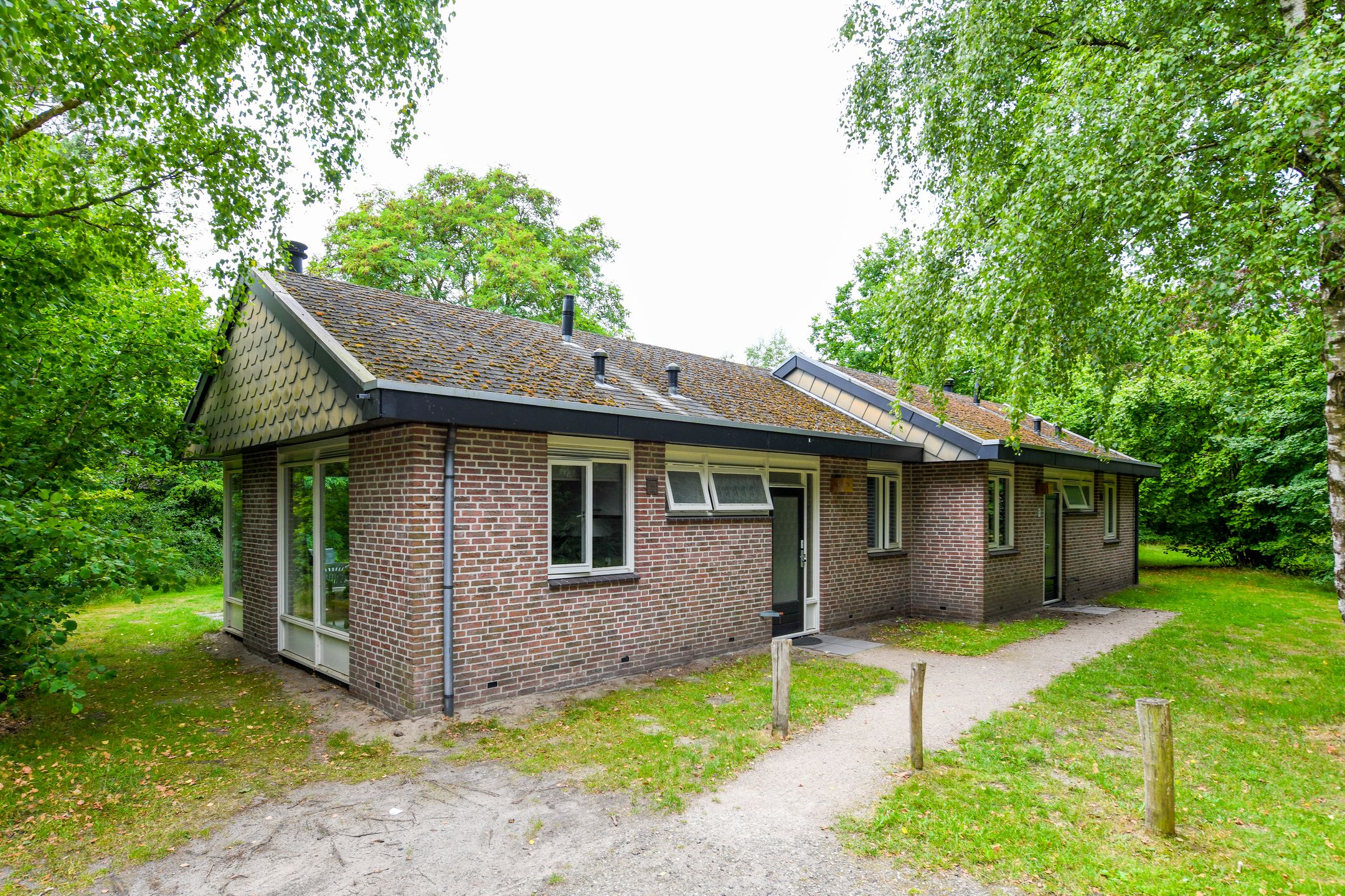 2-bedroom freehold villa in Aalden — photo 2 of 5