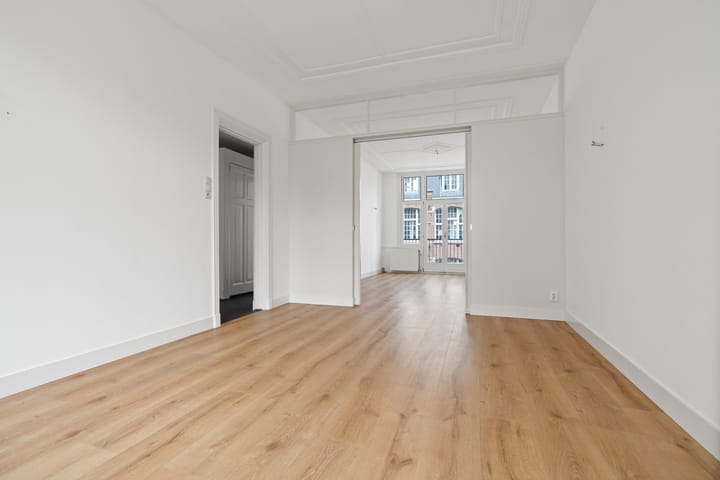 Photo 15 of Admiraal De Ruijterweg 57-2