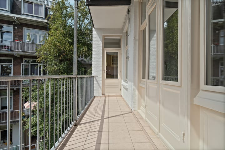 Photo 20 of Admiraal De Ruijterweg 57-2