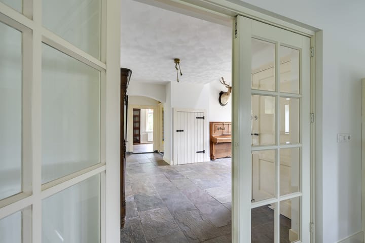 Foto 15 van Waalseweg 84