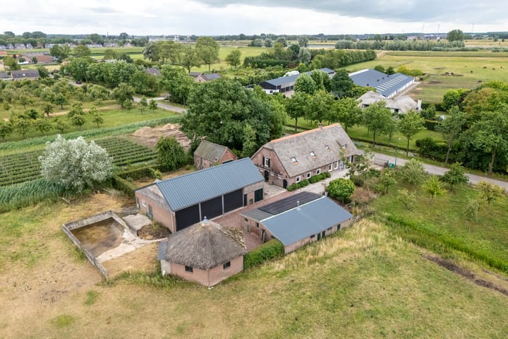 Foto 2 van Waalseweg 84