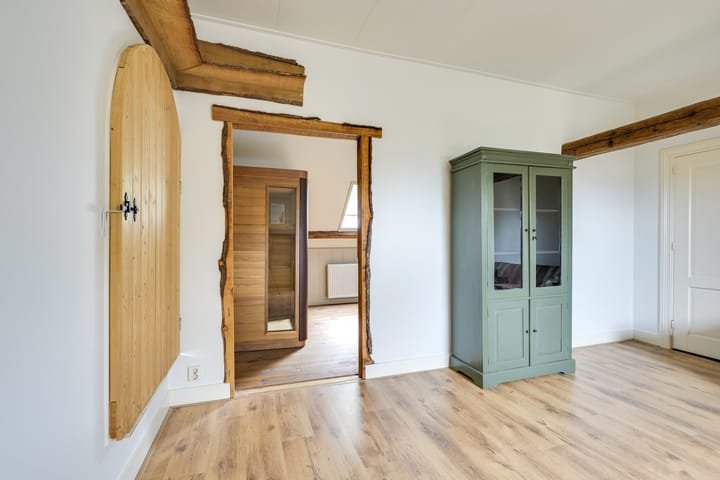 Foto 48 van Waalseweg 84