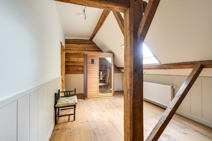 Foto 50 van Waalseweg 84