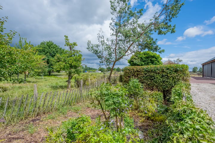 Foto 57 van Waalseweg 84