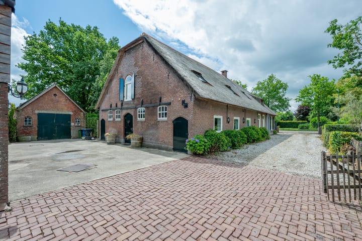 Foto 59 van Waalseweg 84