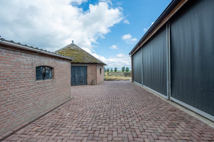 Foto 61 van Waalseweg 84