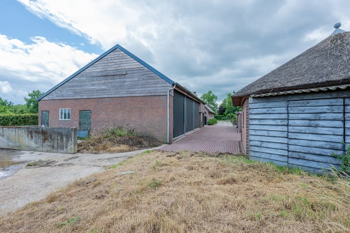 Foto 63 van Waalseweg 84