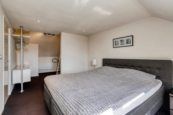 Foto 22 van Leenderweg 92