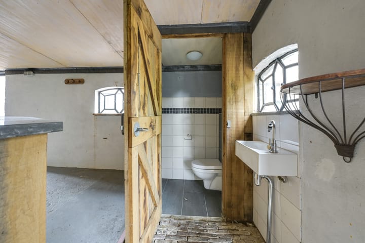 Foto 80 van Waalseweg 84