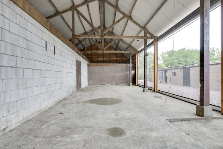 Foto 84 van Waalseweg 84