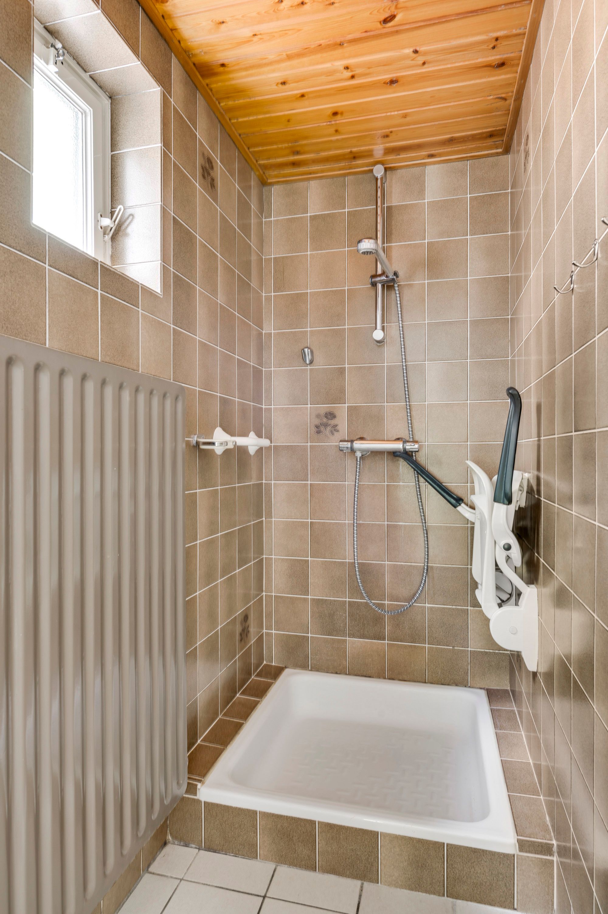 Photo 12 of Diesterbaan 9