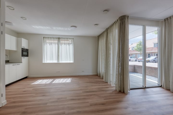 Ouverturestraat 36