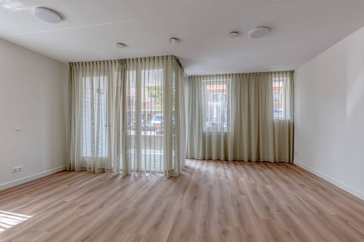 Foto 4 van Ouverturestraat 36